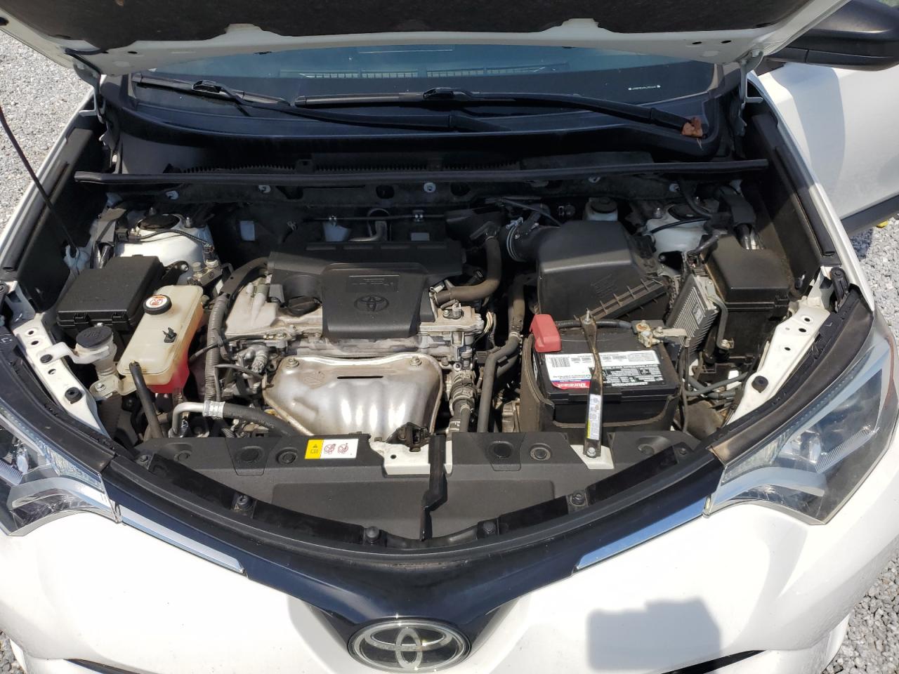 JTMZFREV9HJ701642 2017 Toyota Rav4 Le