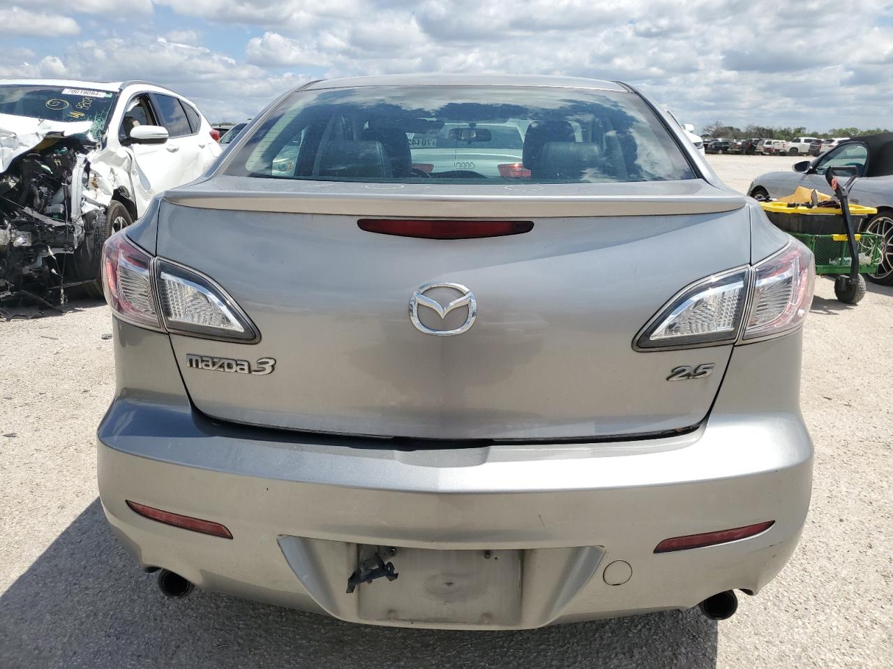 JM1BL1W50C1557806 2012 Mazda 3 S