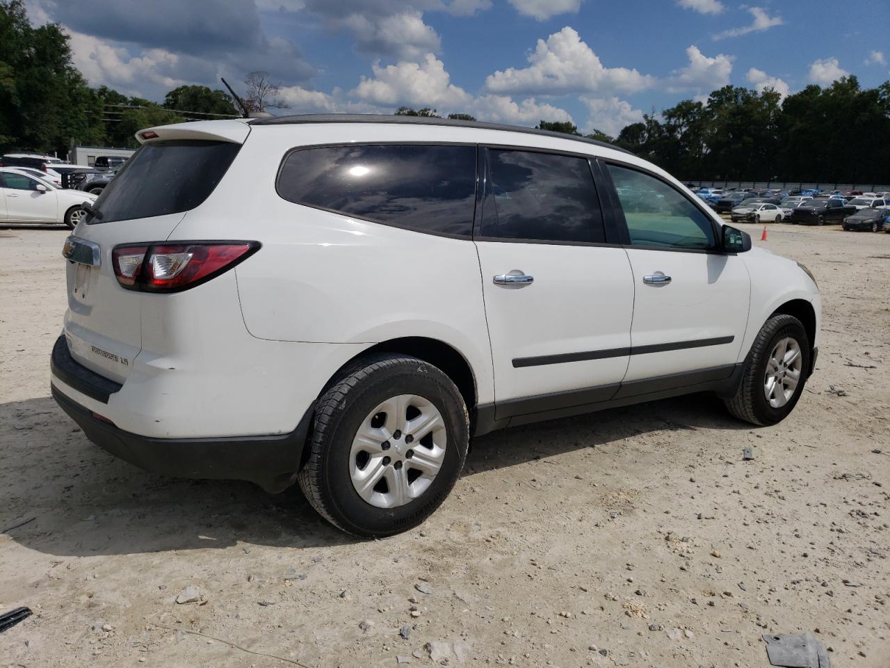 2016 Chevrolet Traverse Ls VIN: 1GNKRFED2GJ308635 Lot: 74084384