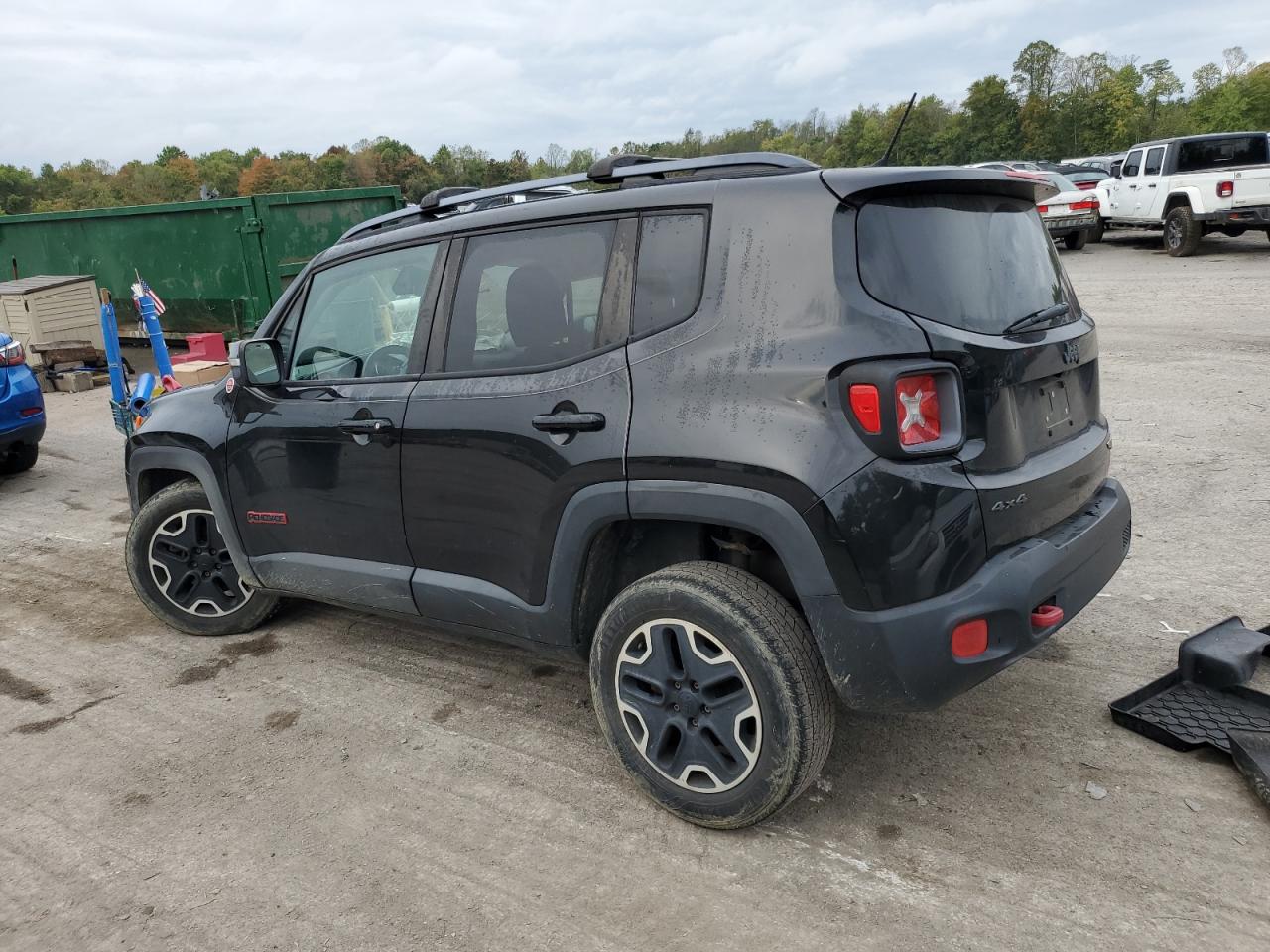 ZACCJBCT0FPB57372 2015 JEEP RENEGADE - Image 2