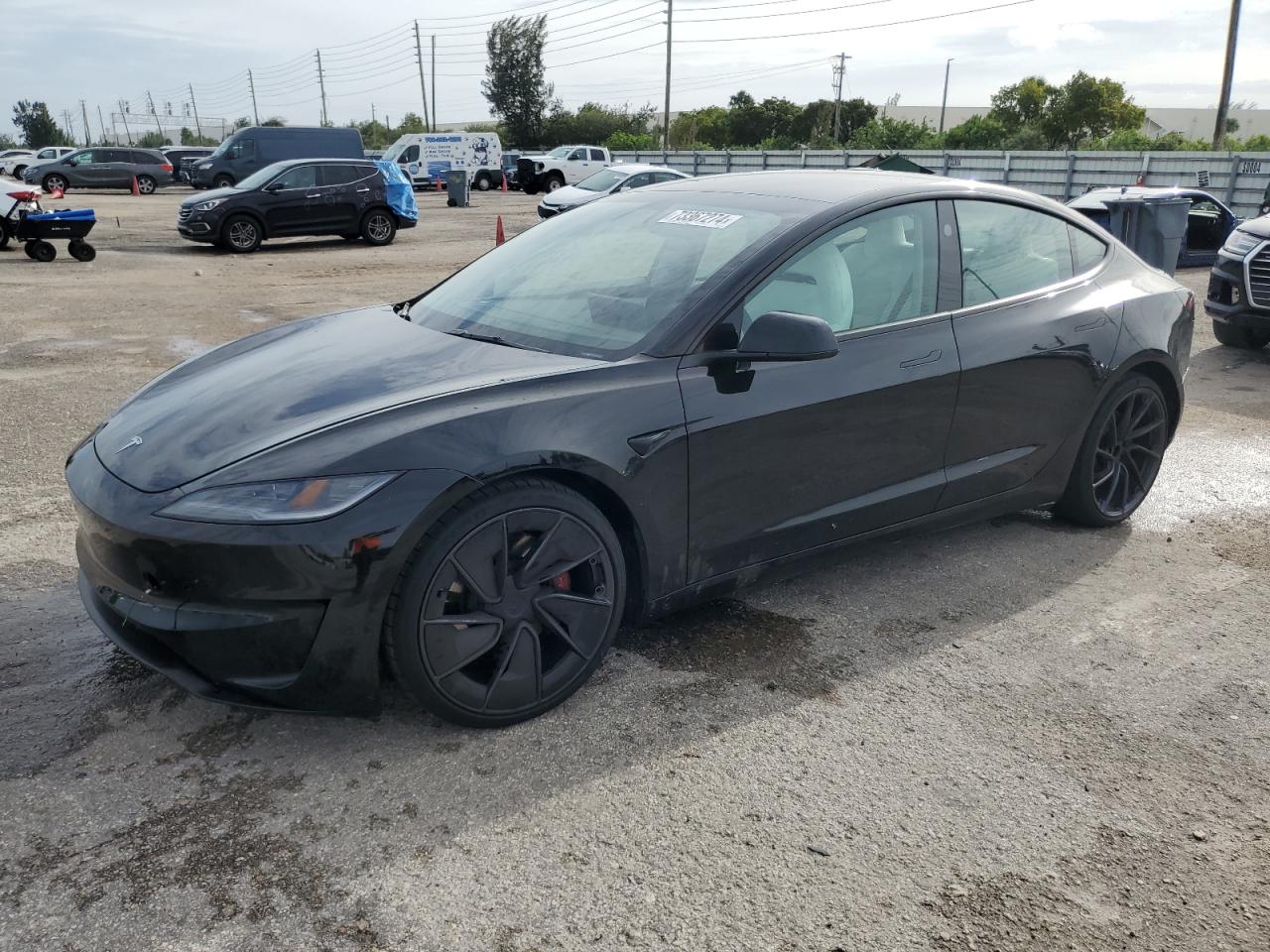 5YJ3E1ET1RF783075 2024 TESLA MODEL 3 - Image 1