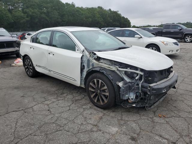  NISSAN ALTIMA 2018 White