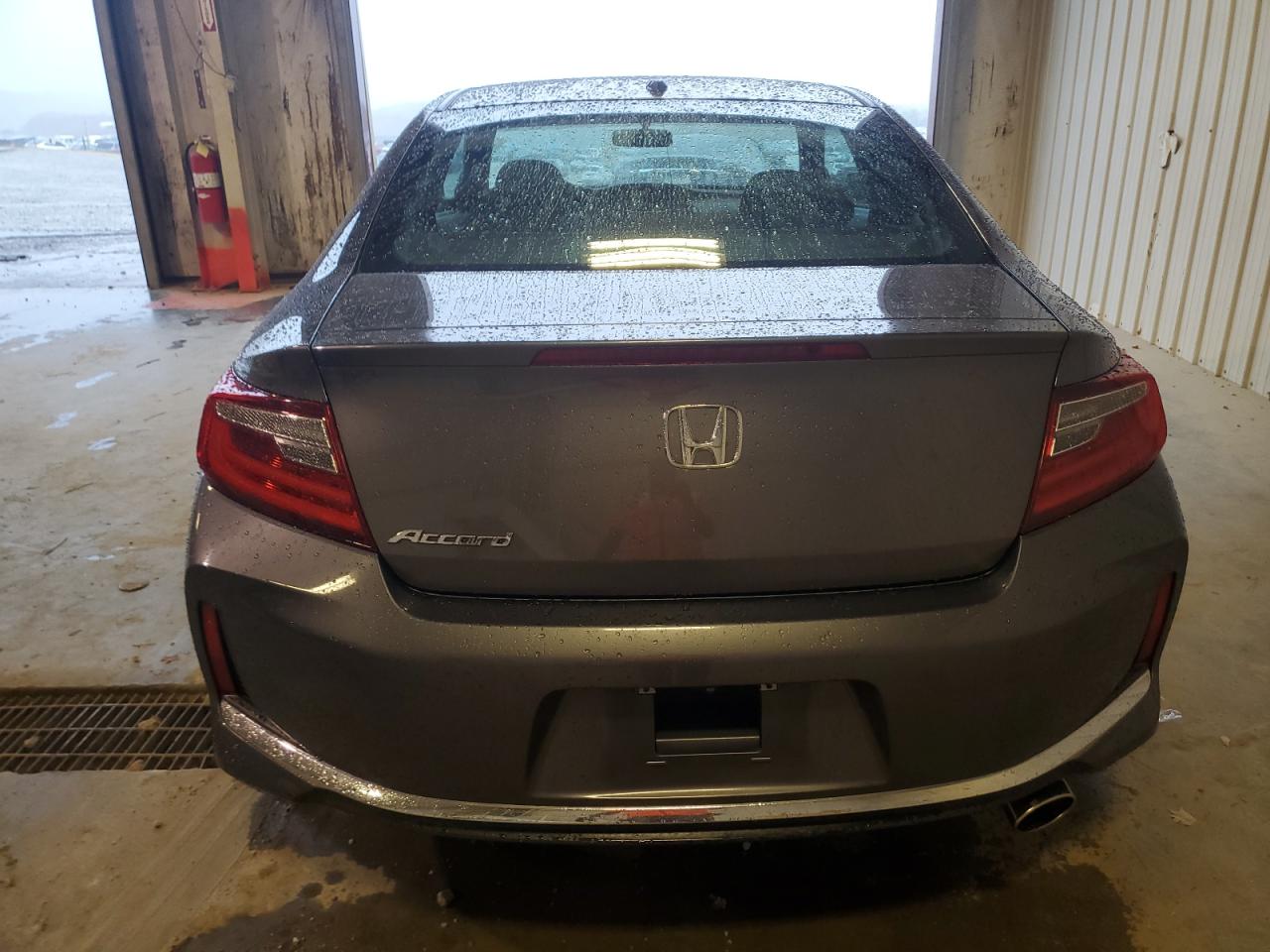 1HGCT1B79HA009520 2017 Honda Accord Ex