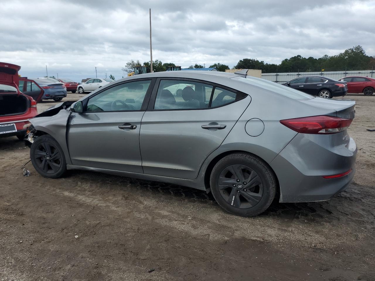 2017 Hyundai Elantra - Image 2