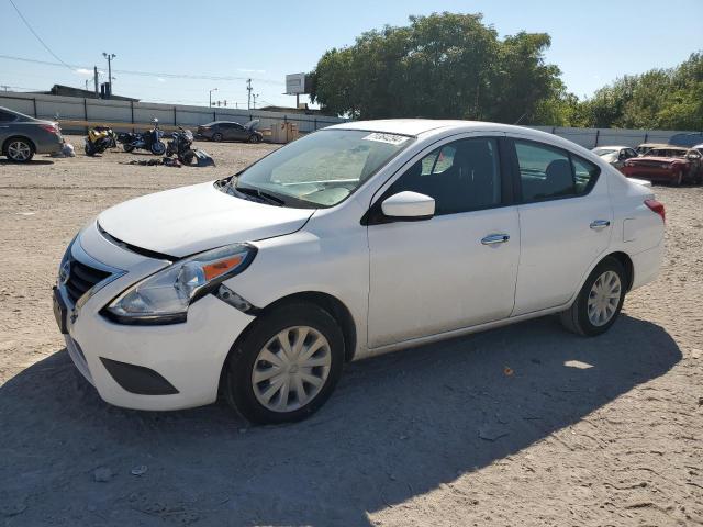  NISSAN VERSA 2018 Білий