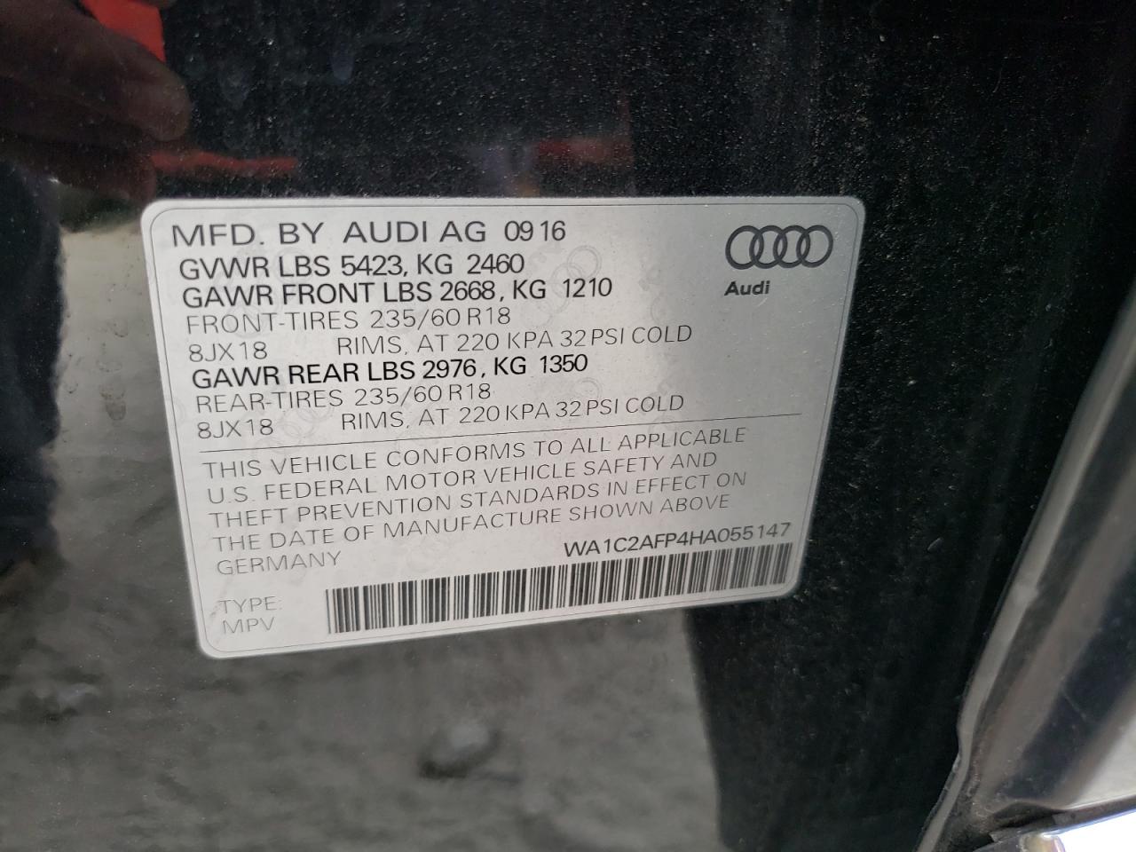 WA1C2AFP4HA055147 2017 Audi Q5 Premium