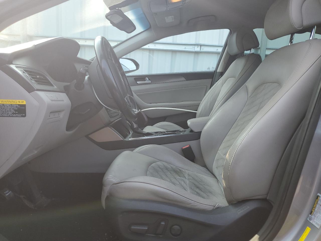 2016 Hyundai Sonata - Image 7