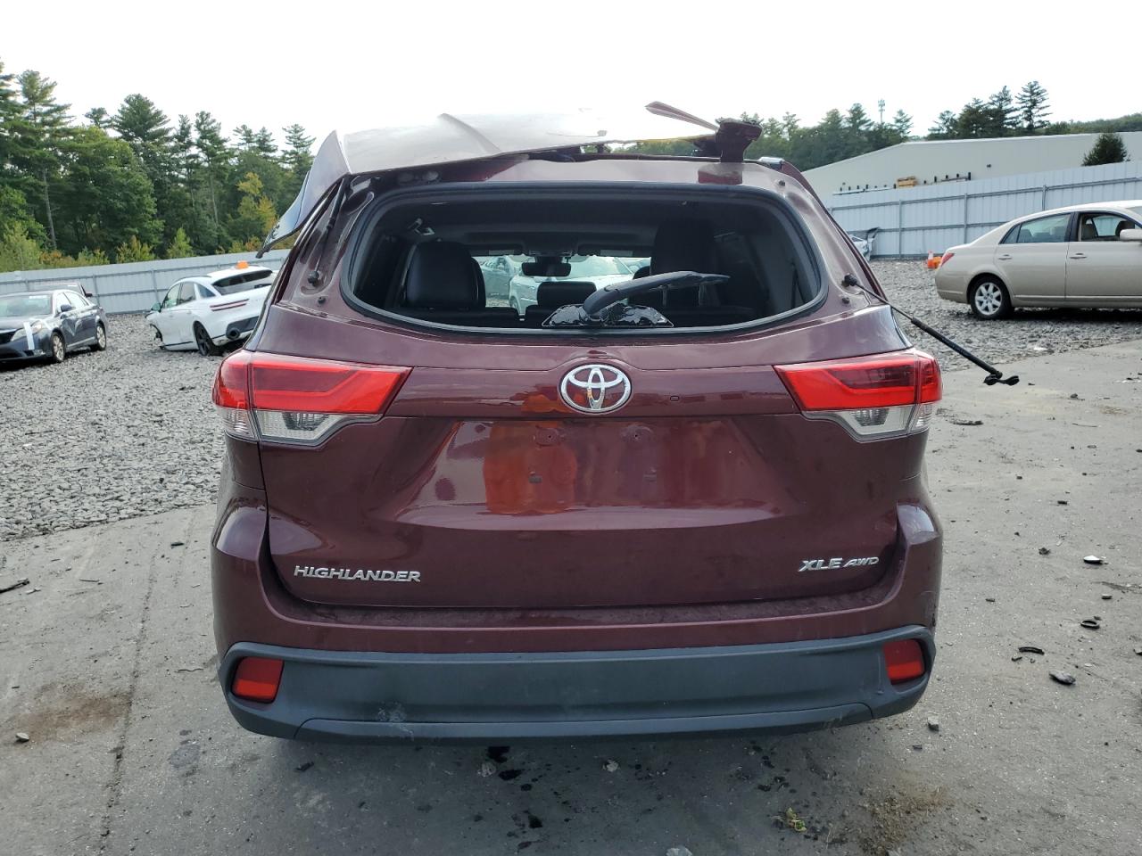 2018 Toyota Highlander Se VIN: 5TDJZRFH9JS487158 Lot: 72373204