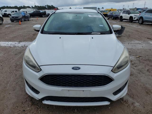  FORD FOCUS 2015 Белы