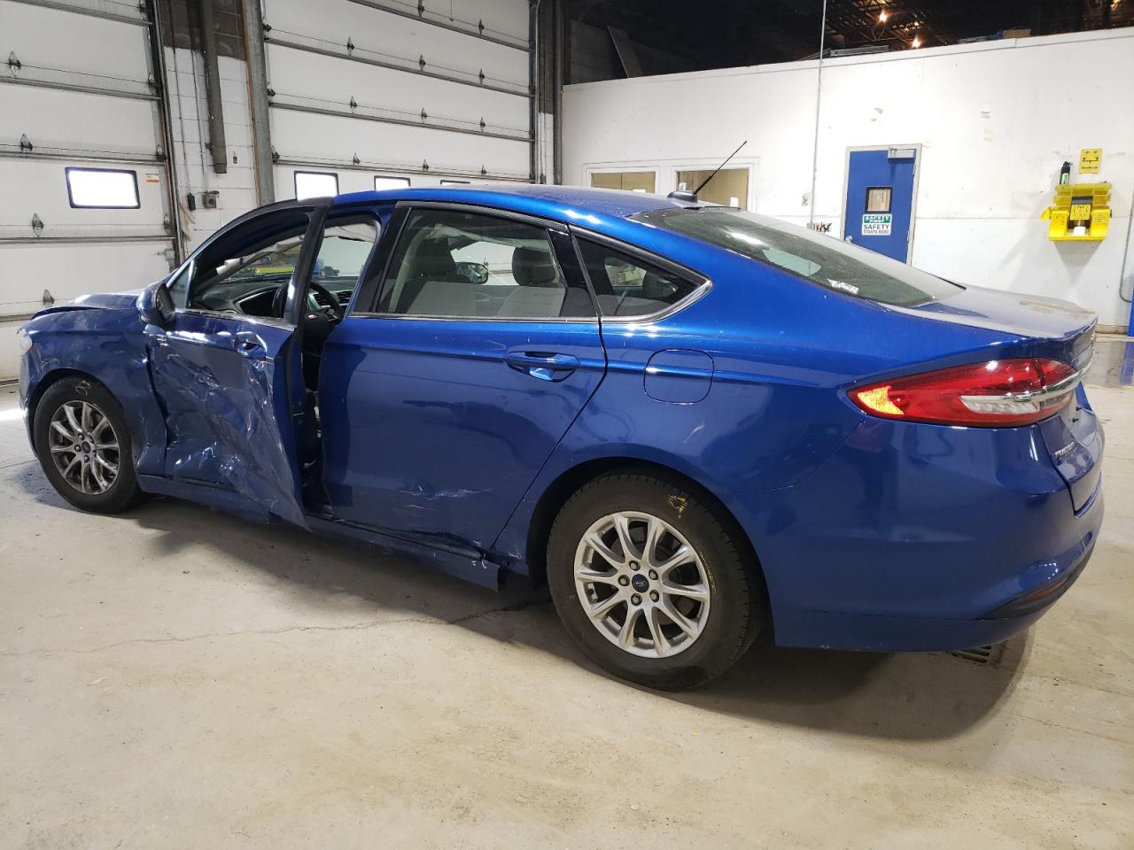 3FA6P0G76HR179851 2017 FORD FUSION - Image 2