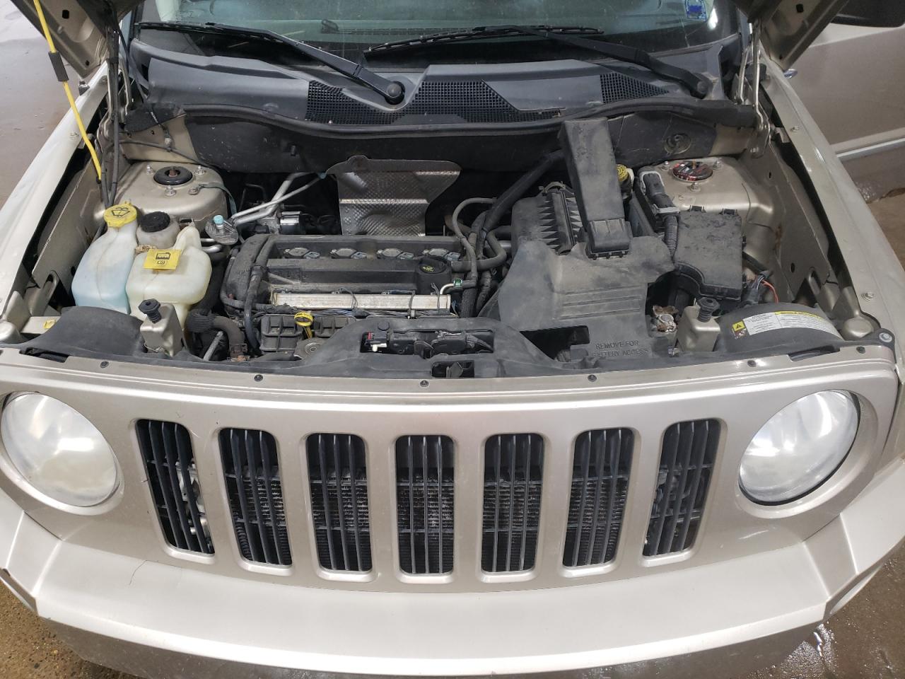 1J4NT1GA4AD625569 2010 Jeep Patriot Sport