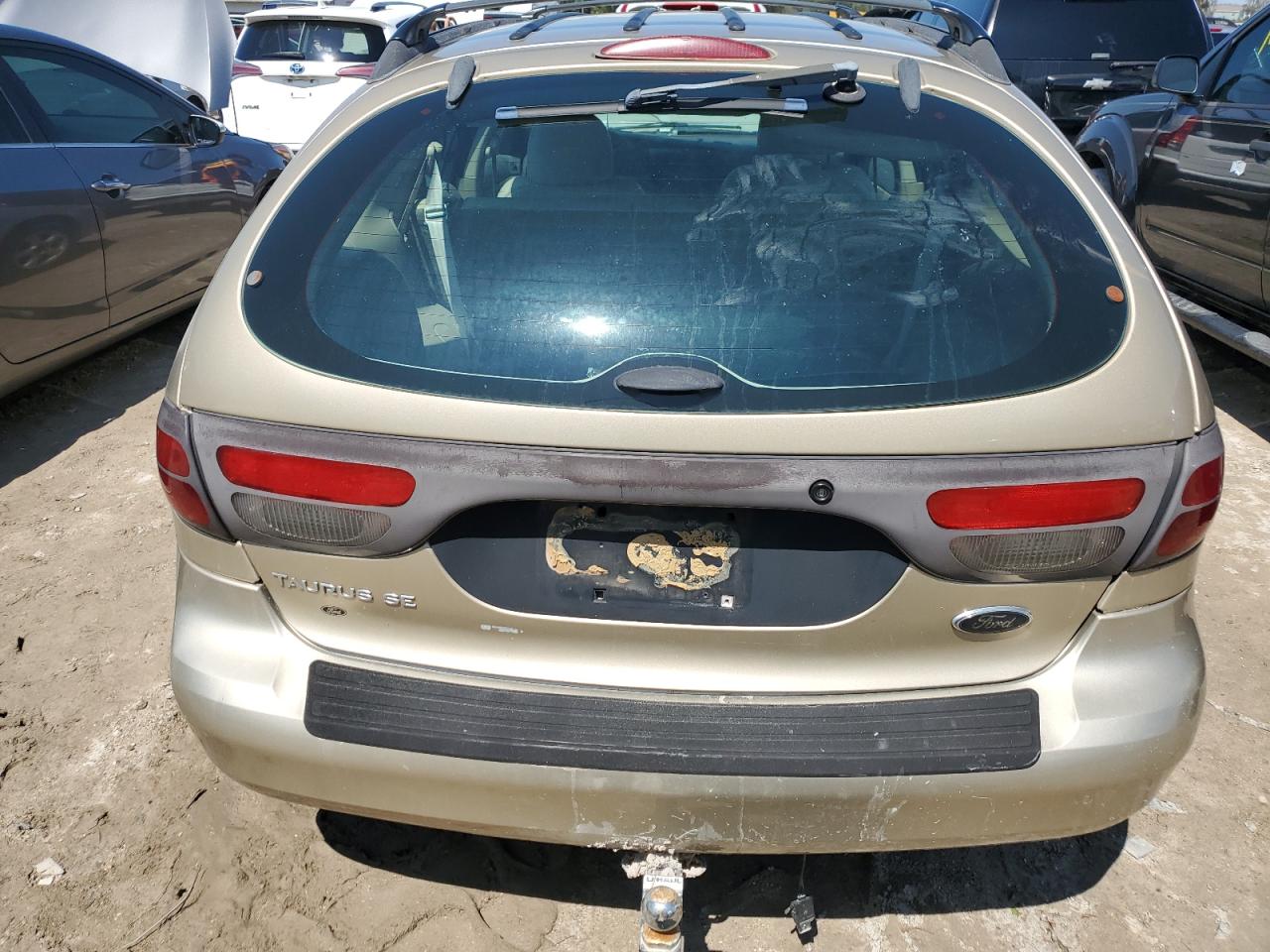 1FAFP58S6YA279572 2000 Ford Taurus Se