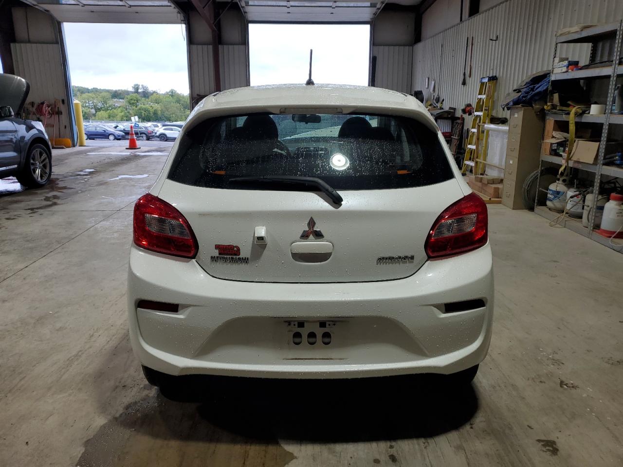 ML32A3HJ3JH005431 2018 Mitsubishi Mirage Es