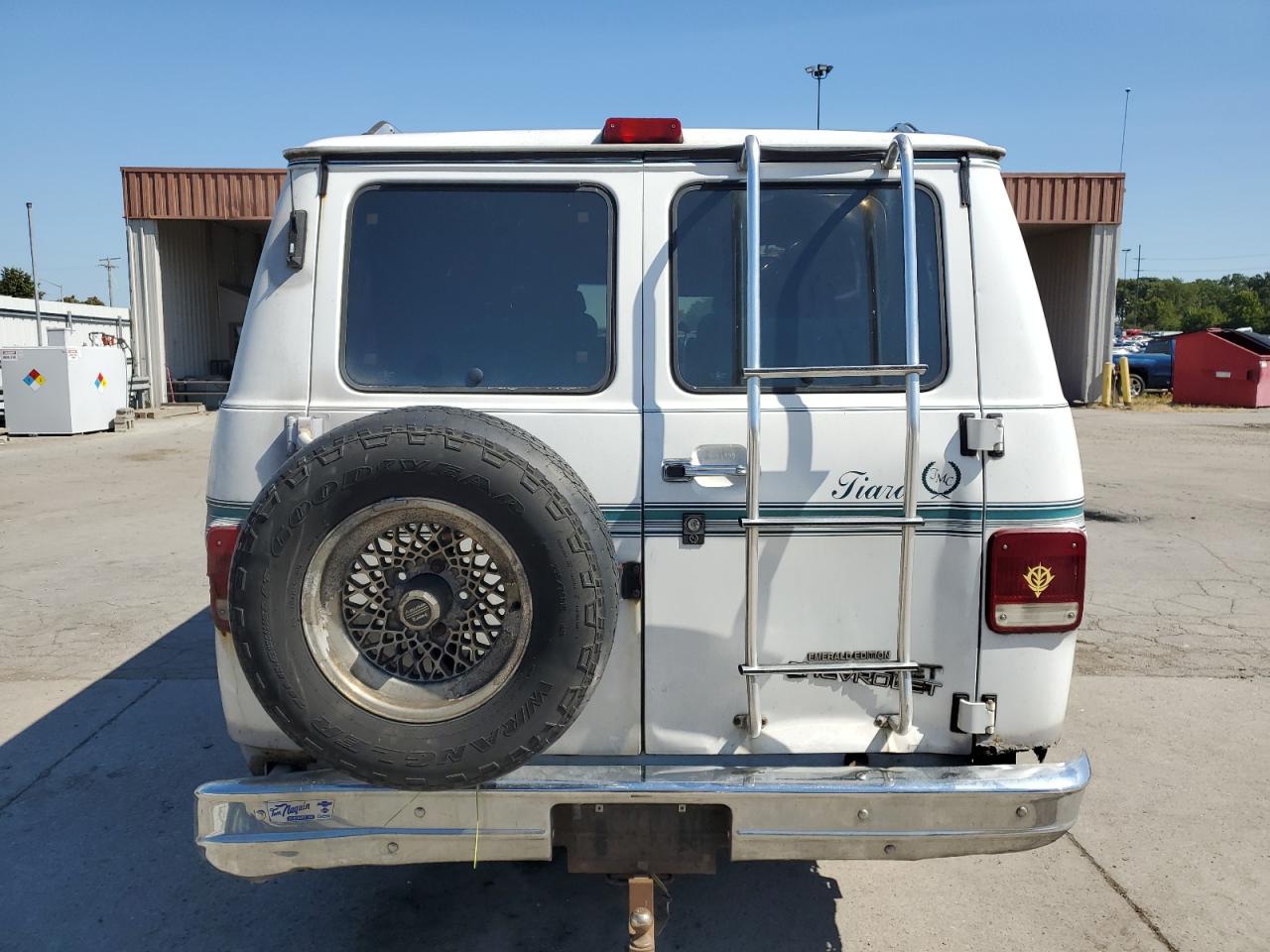 1995 Chevrolet G20 VIN: 1GBEG25K7SF147766 Lot: 70797334