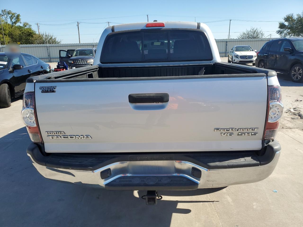 5TFJU4GN9BX008688 2011 Toyota Tacoma Double Cab Prerunner