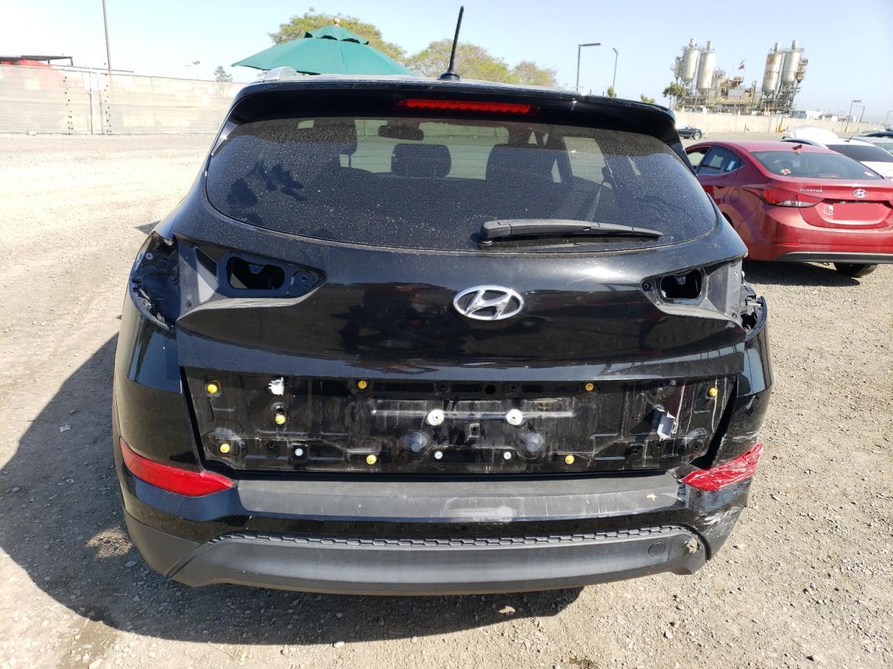 KM8J33A45HU406449 2017 Hyundai Tucson Limited