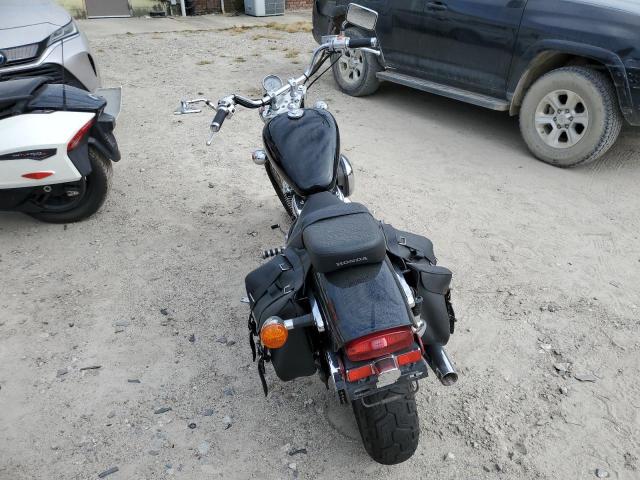 2004 HONDA VT600 CD