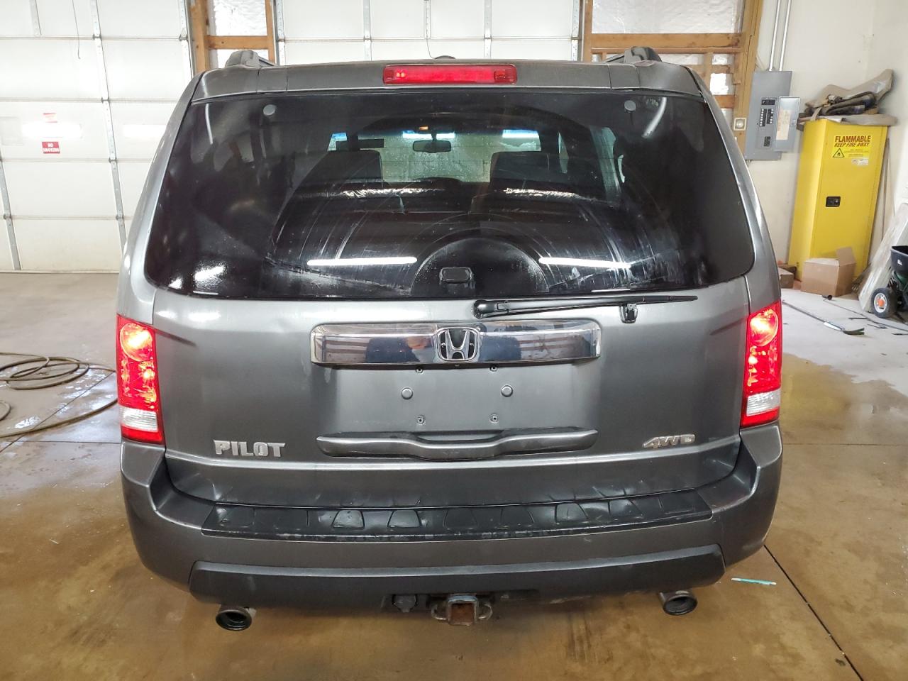 2011 Honda Pilot Exln VIN: 5FNYF4H71BB037623 Lot: 71056414