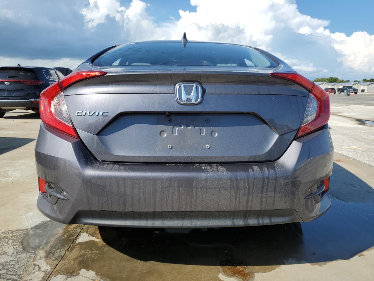 2HGFC2F73JH595653 2018 Honda Civic Ex