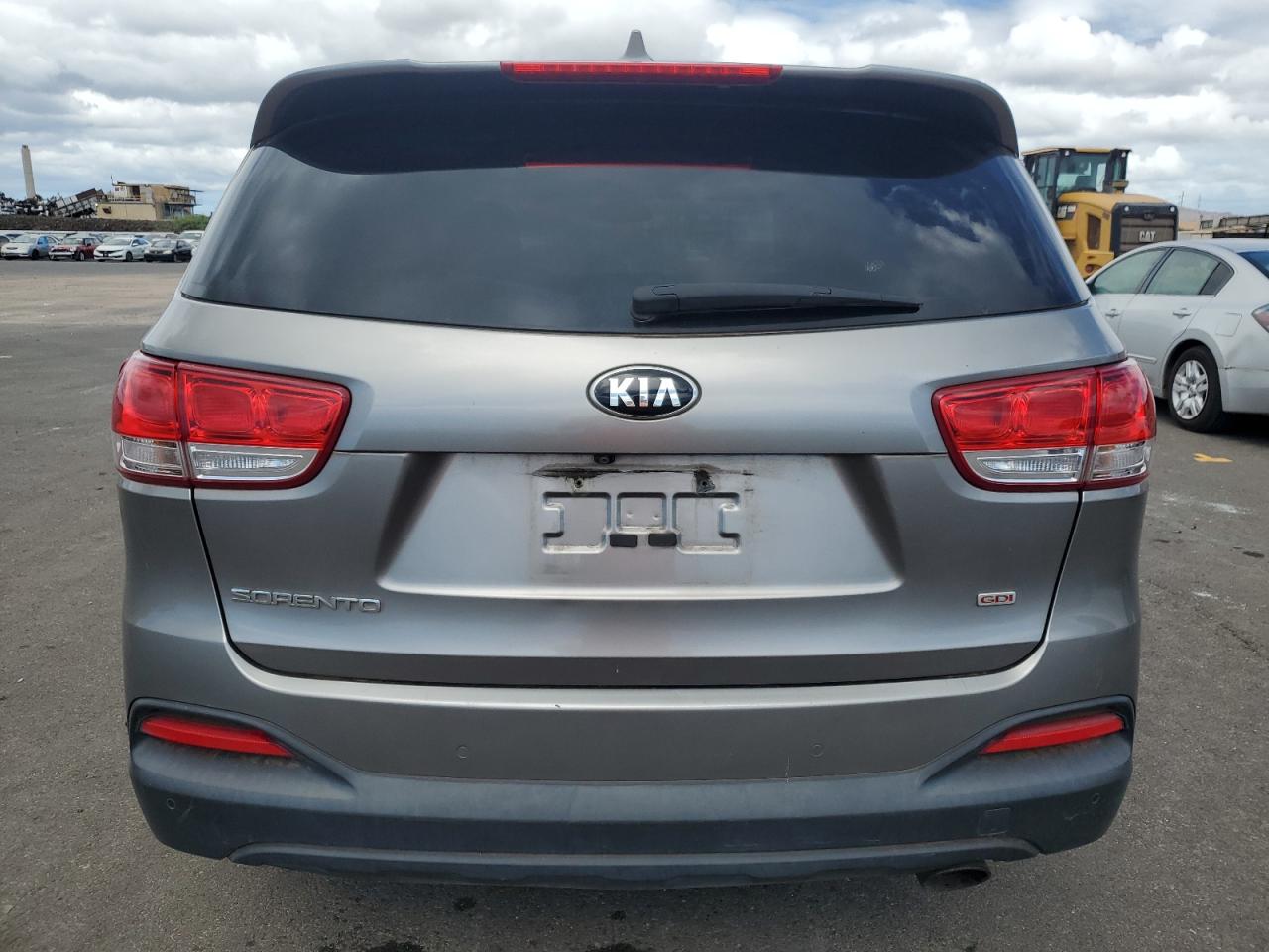 5XYPG4A3XGG118930 2016 Kia Sorento Lx