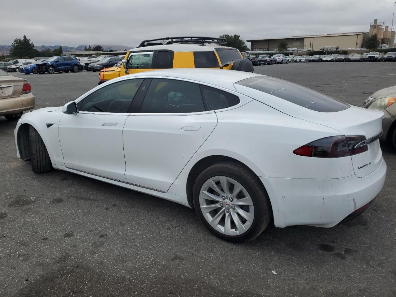 5YJSA1E22HF195313 2017 TESLA MODEL S - Image 2