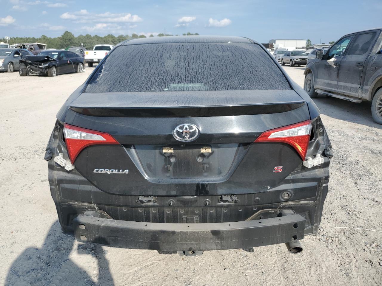 2016 Toyota Corolla L VIN: 5YFBURHE8GP388807 Lot: 72040244