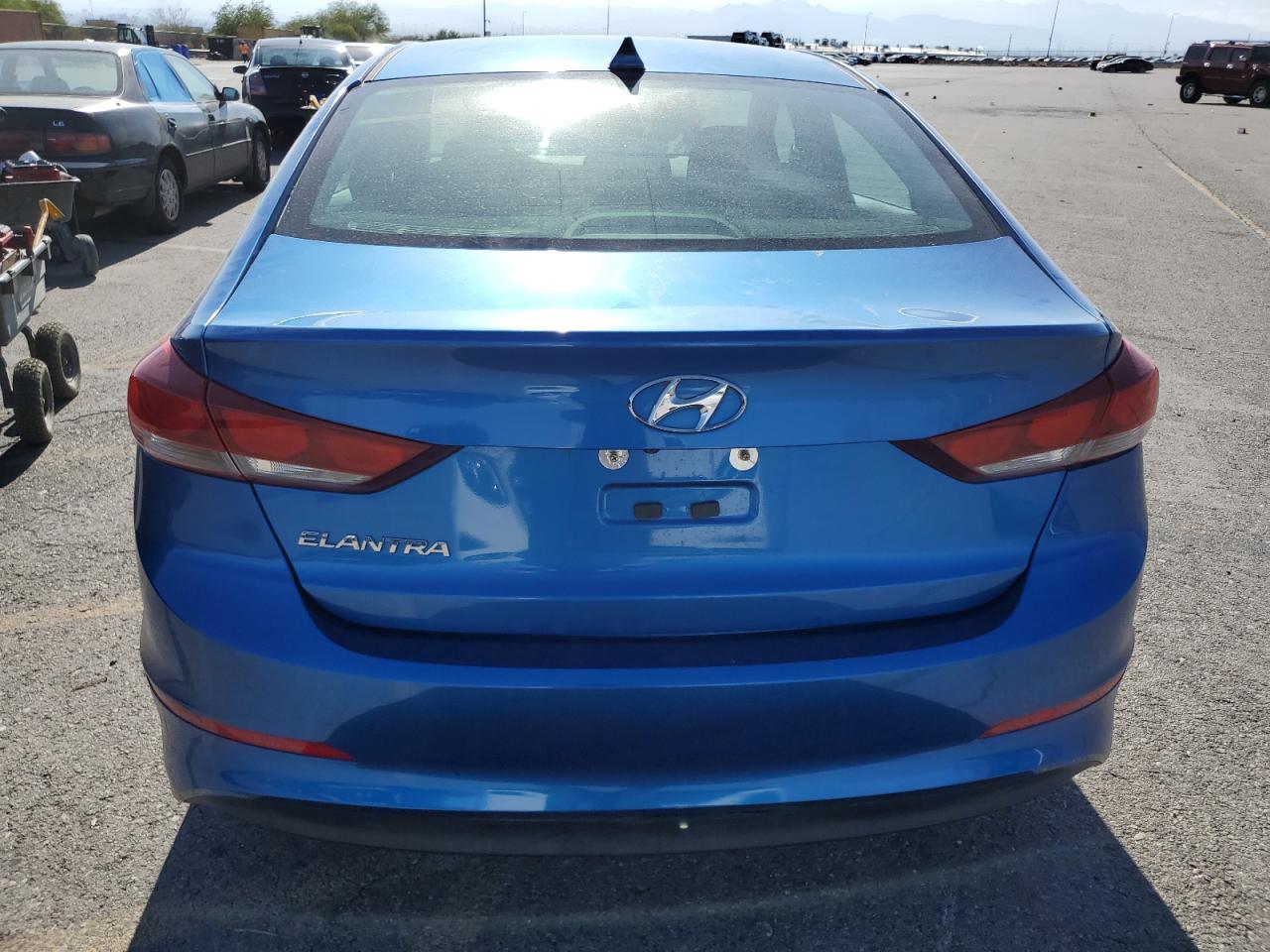 5NPD84LF7JH299394 2018 Hyundai Elantra Sel