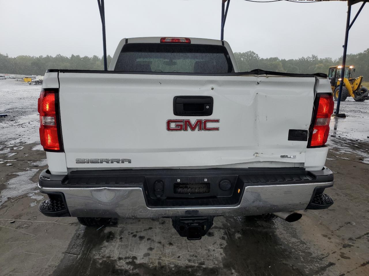 1GT21YEG5FZ126028 2015 GMC Sierra C2500 Sle