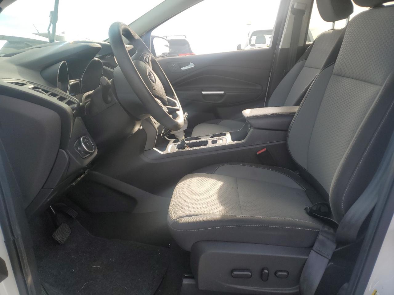 2019 Ford Escape Se VIN: 1FMCU0GD5KUC36807 Lot: 68370984