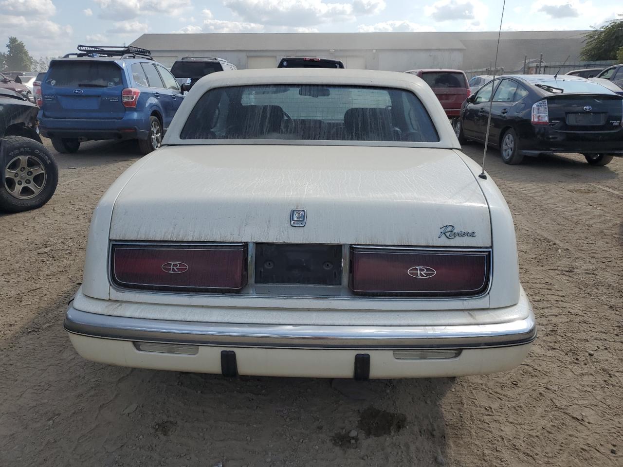 1G4EZ13C7LU400525 1990 Buick Riviera