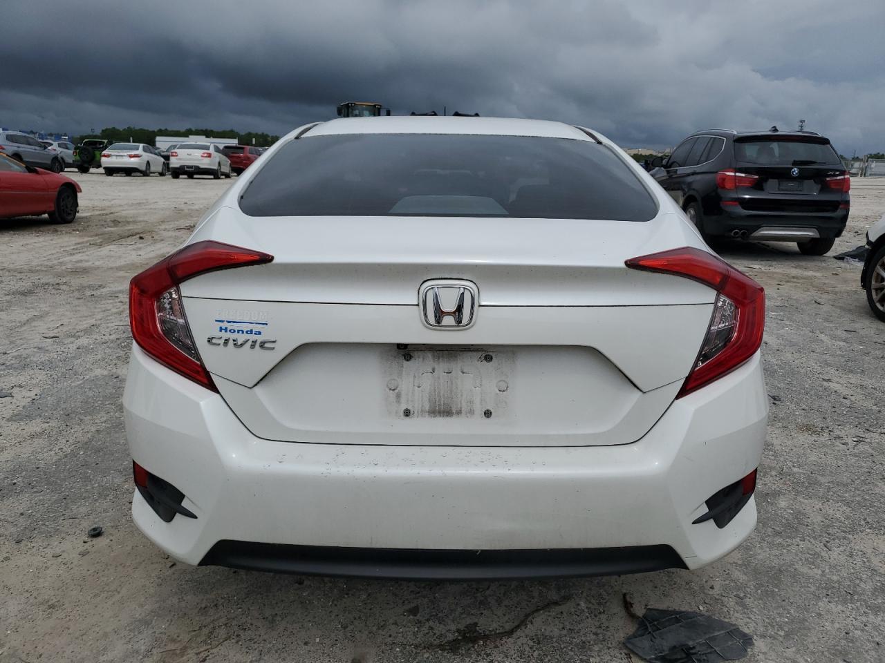 19XFC2F77GE098267 2016 Honda Civic Ex