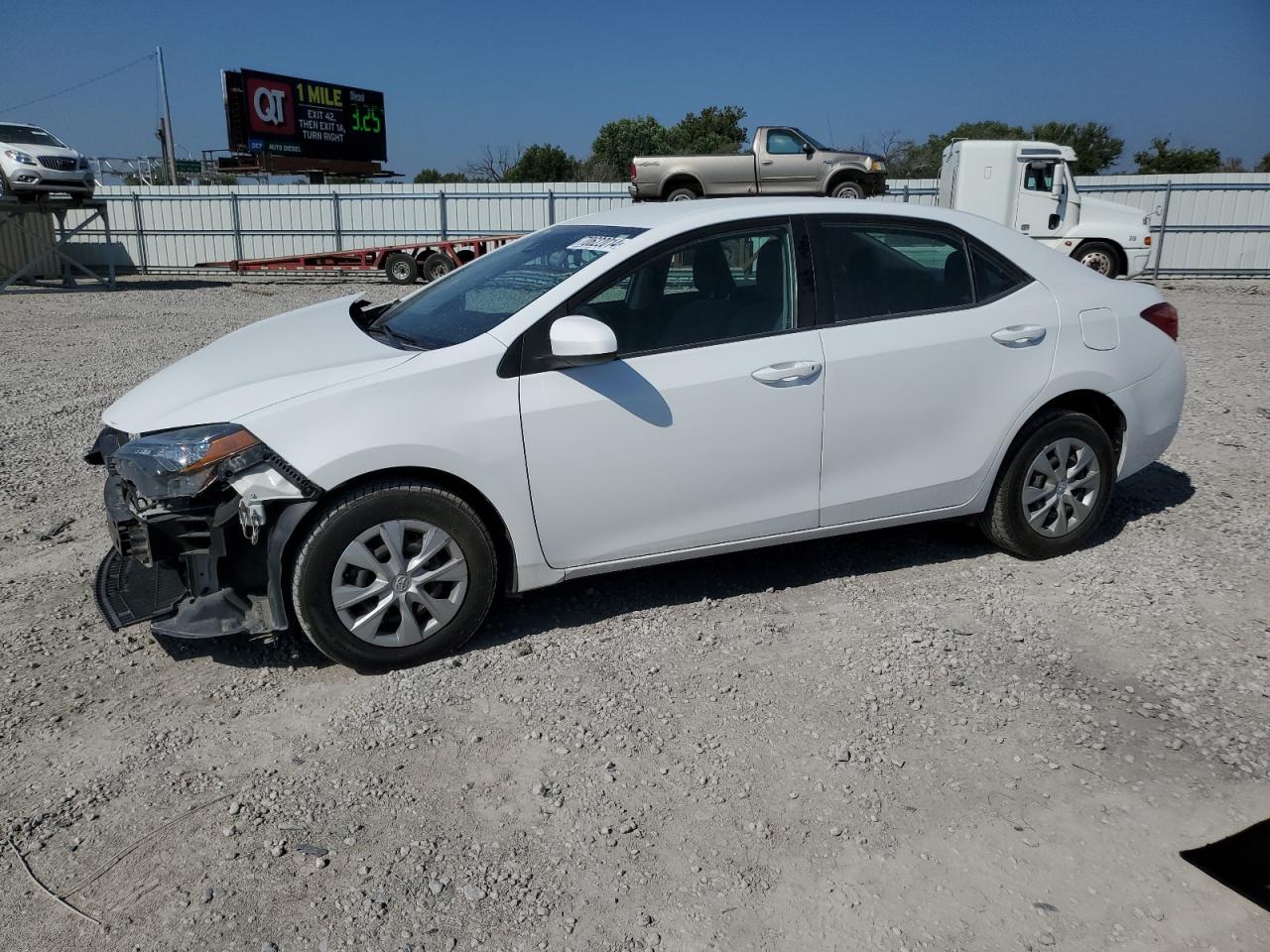 2017 Toyota Corolla L VIN: 5YFBURHE0HP609902 Lot: 70622014