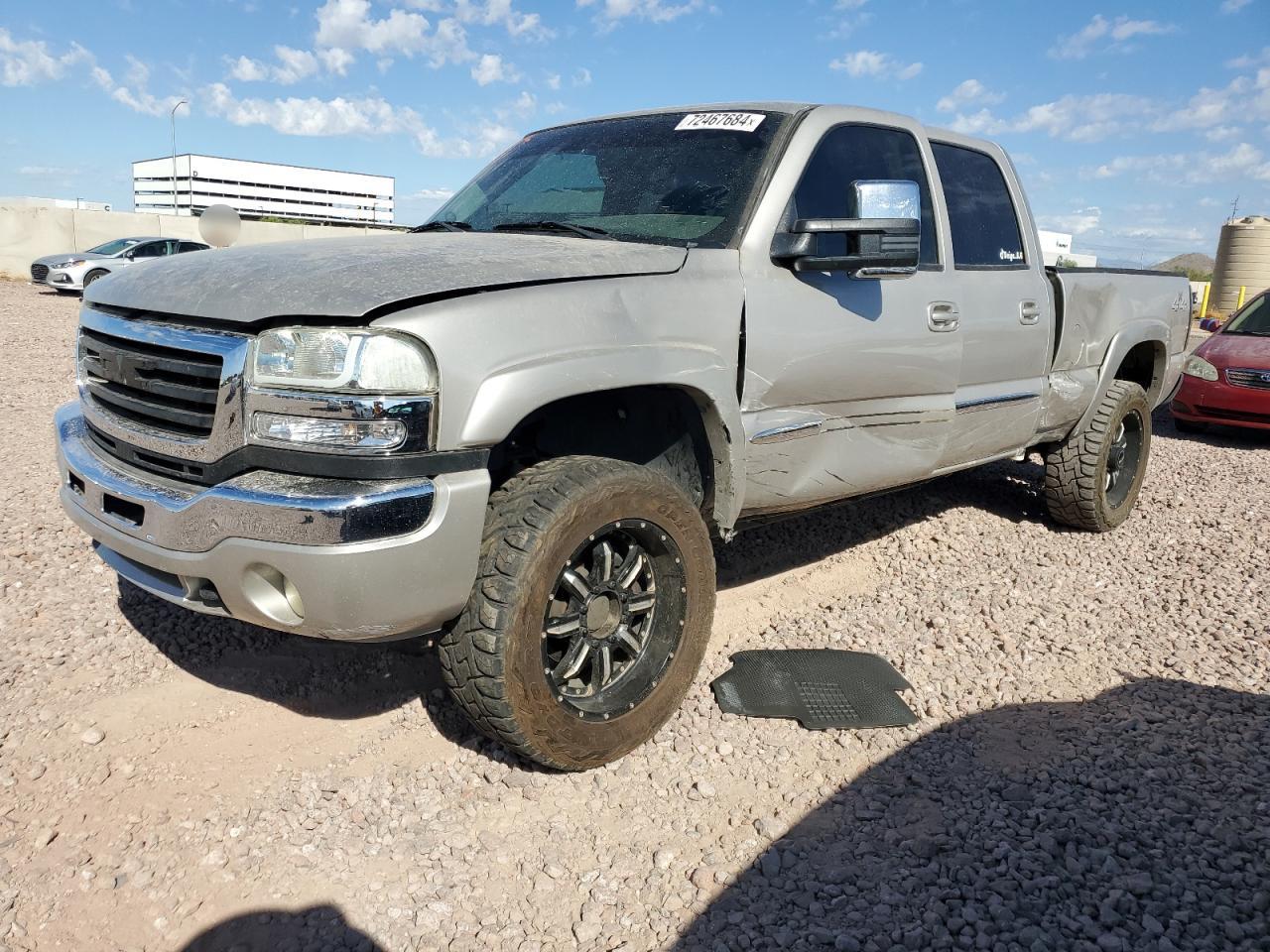 2005 GMC Sierra - Image 1