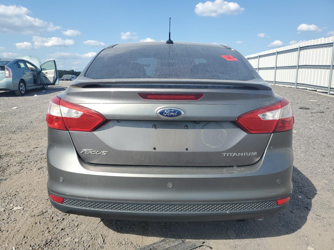 1FADP3J25DL274528 2013 Ford Focus Titanium