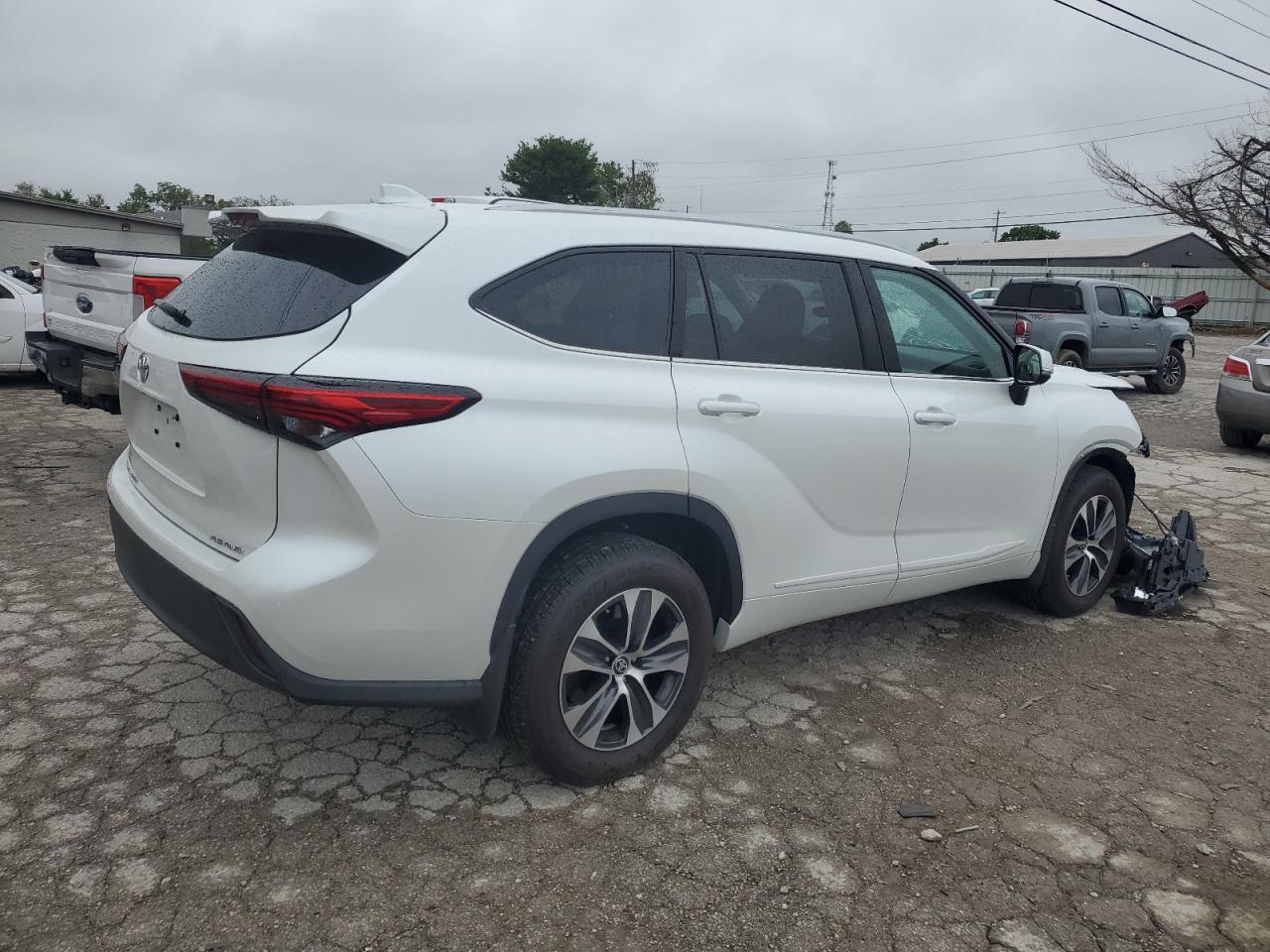 2022 Toyota Highlander Xle VIN: 5TDHZRBH7NS235919 Lot: 72758914