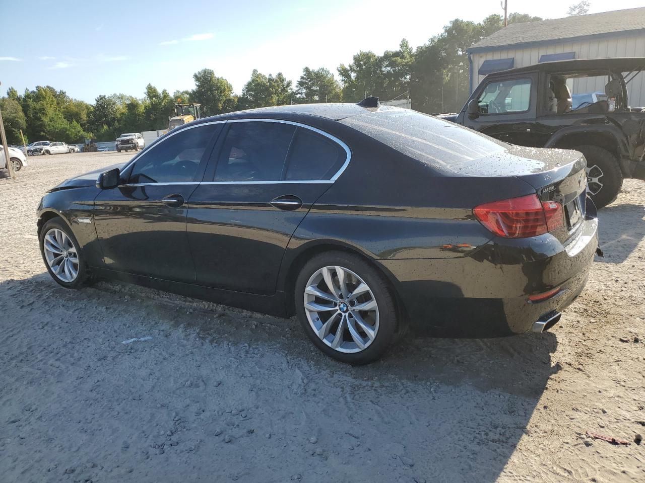 WBAKN9C5XGD962845 2016 BMW 5 SERIES - Image 2