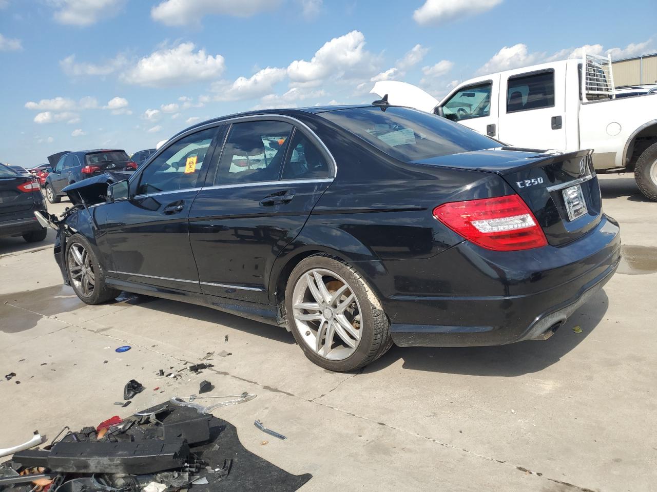 VIN WDDGF4HBXDR295383 2013 MERCEDES-BENZ C-CLASS no.2