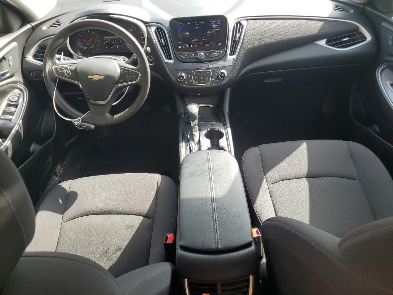 2023 Chevrolet Malibu - Image 8