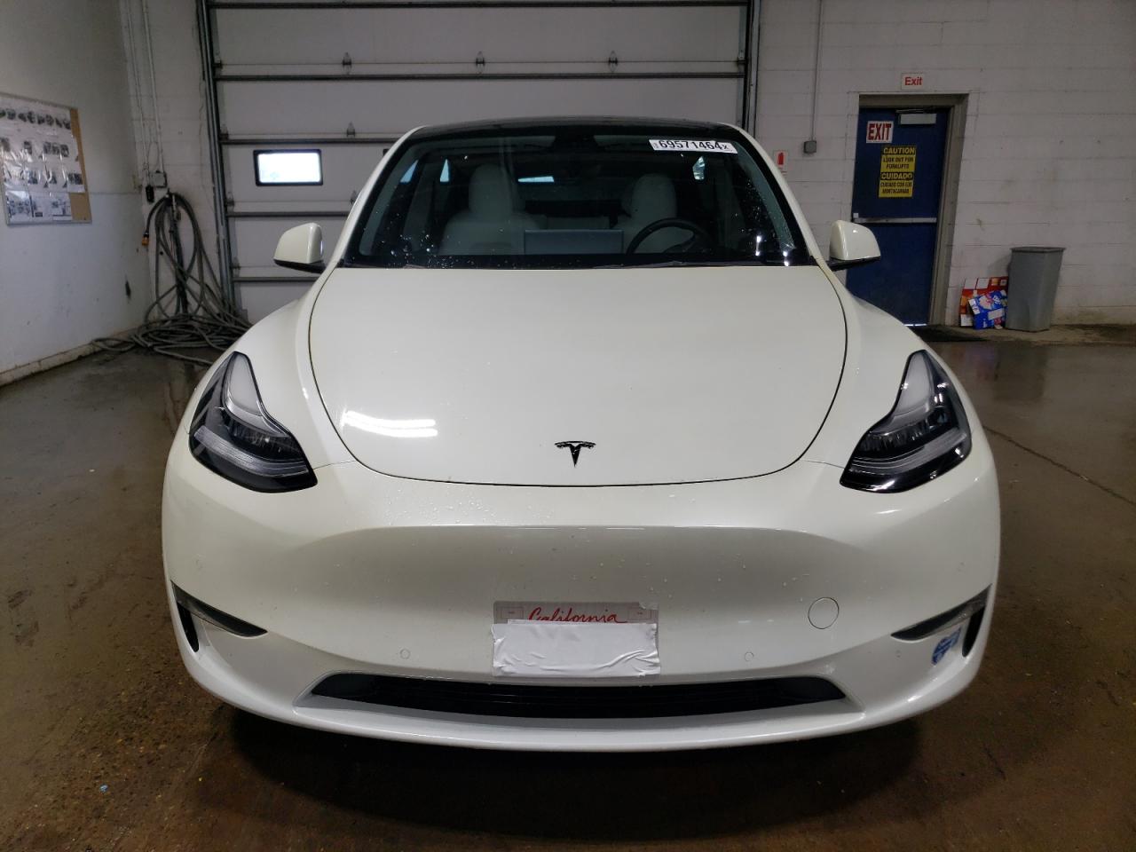 2021 Tesla Model Y VIN: 5YJYGDEEXMF098472 Lot: 69571464