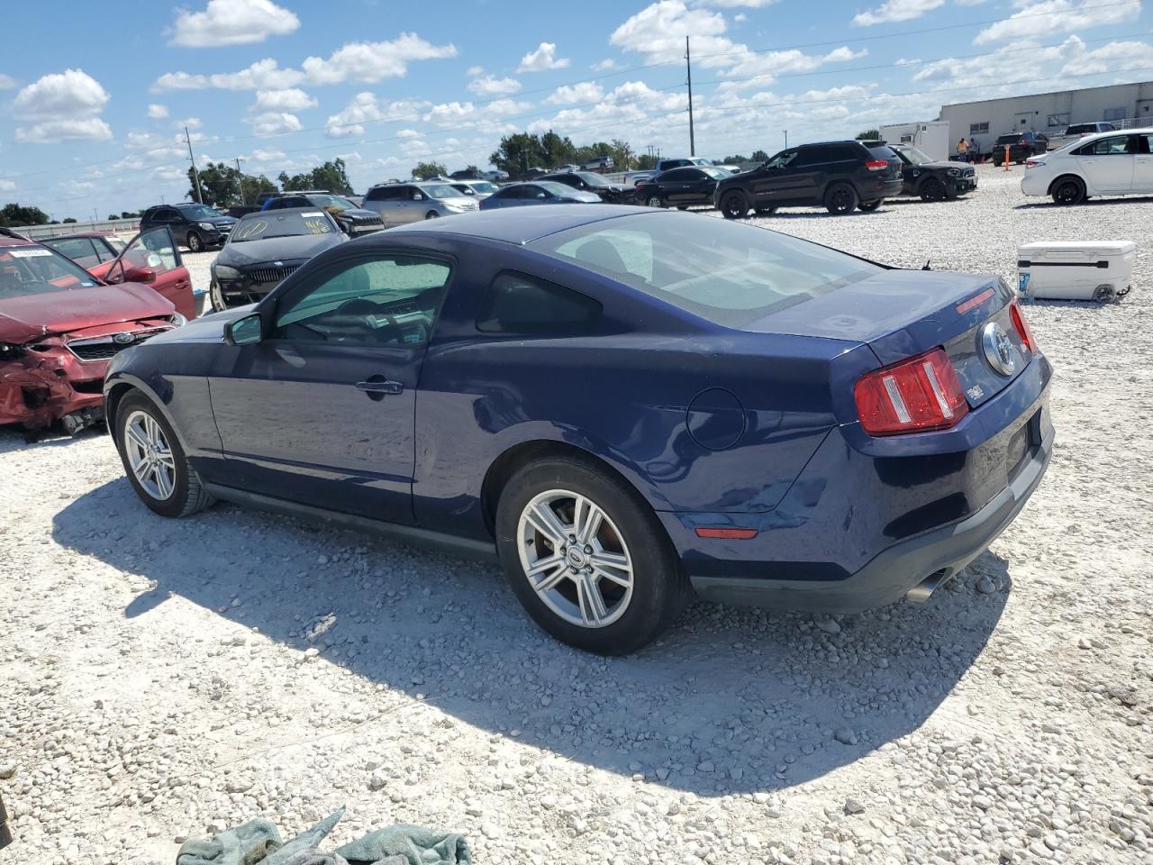 2011 Ford Mustang - Image 2
