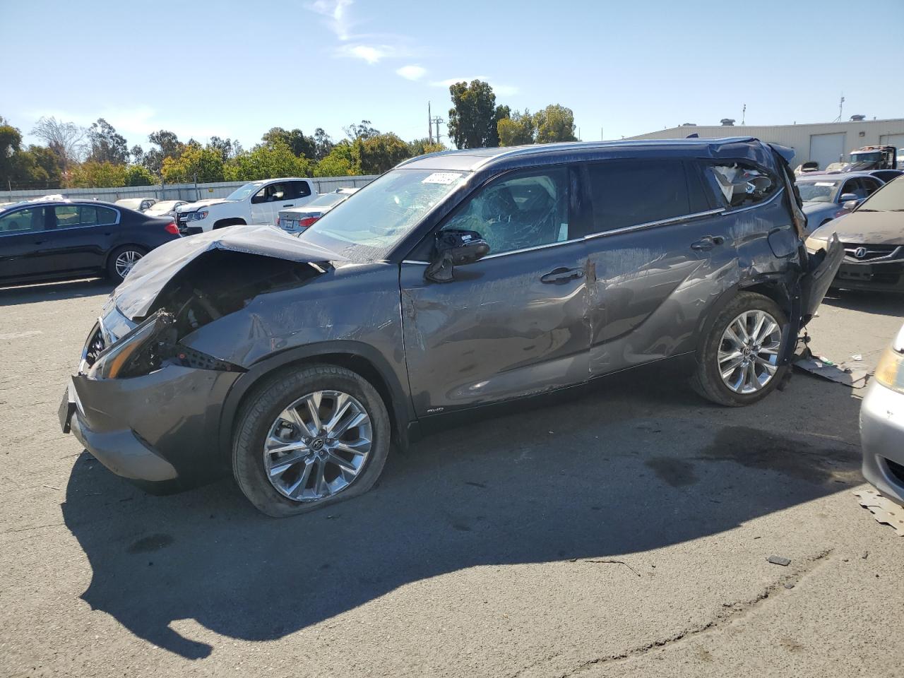 2023 Toyota Highlander Hybrid Limited VIN: 5TDXBRCH7PS110811 Lot: 72075304