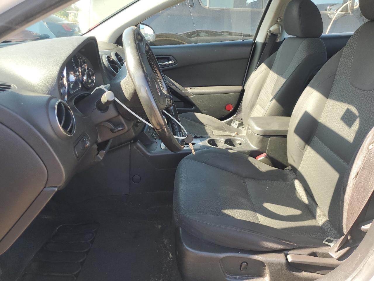 2009 Pontiac G6 - Image 7