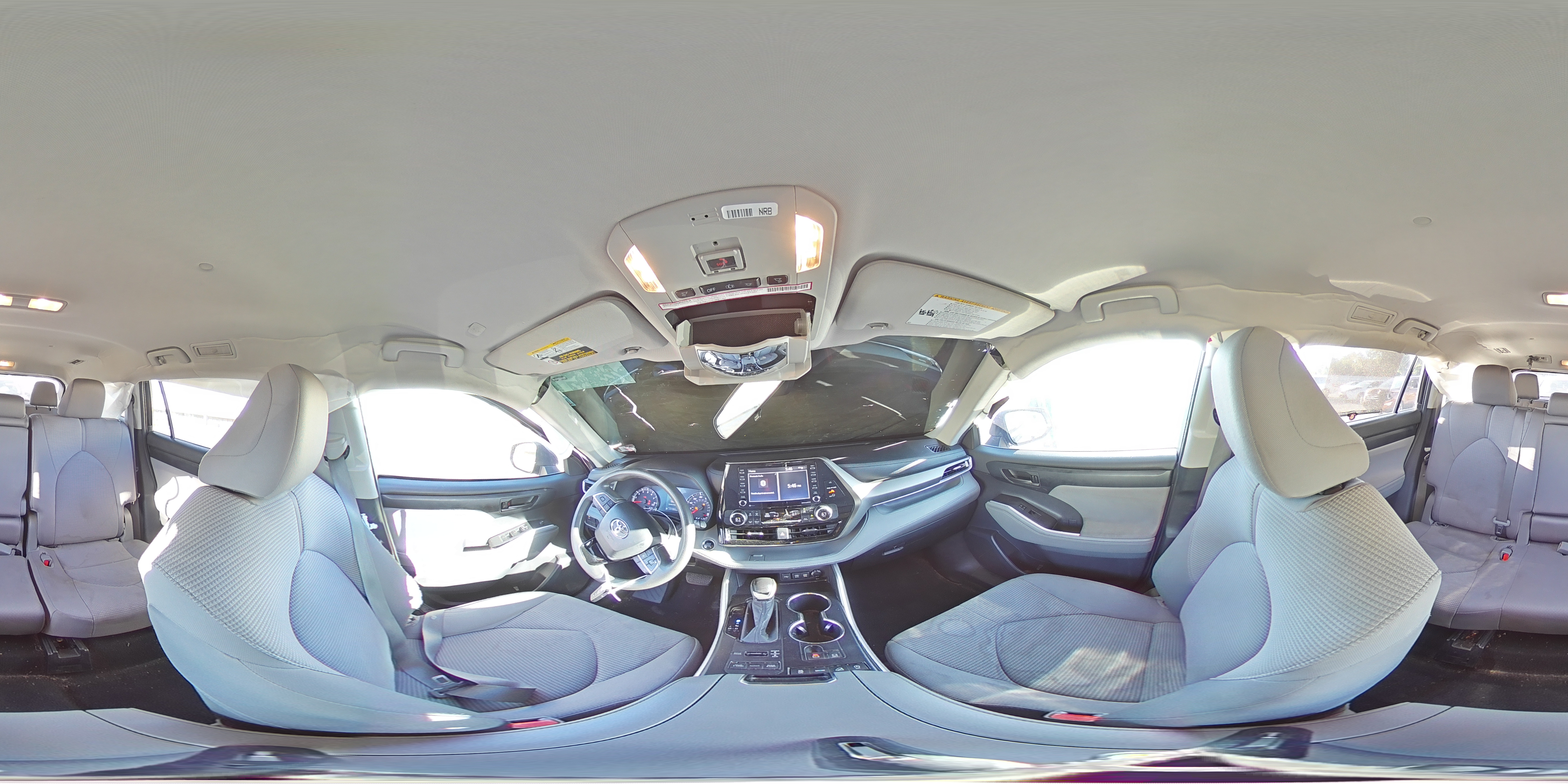 2020 Toyota Highlander - Image 13