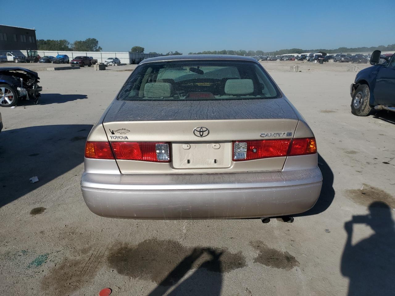 JT2BG22K4Y0395822 2000 Toyota Camry Ce