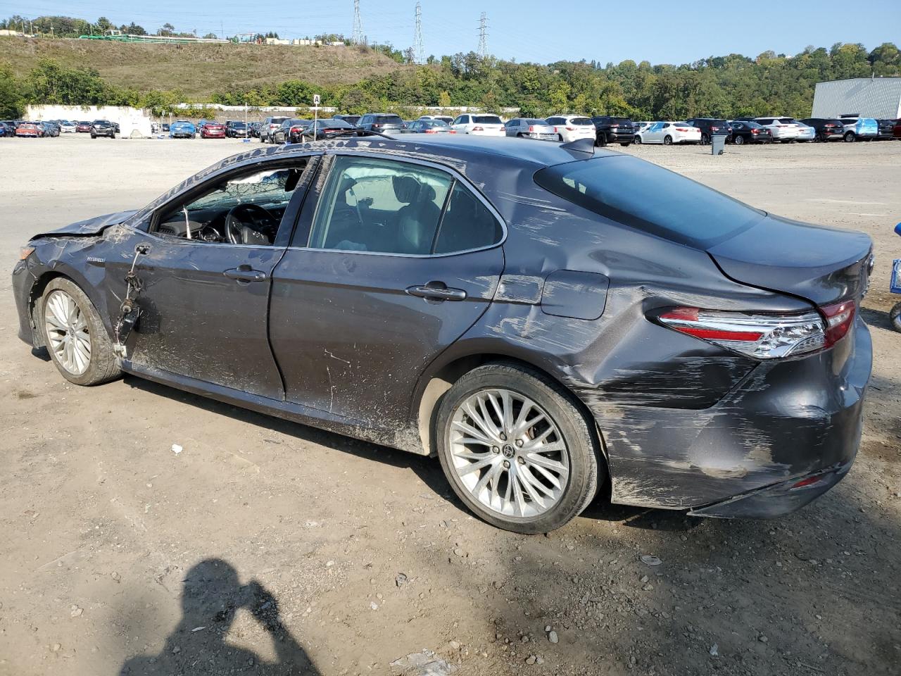 2020 Toyota Camry - Image 2