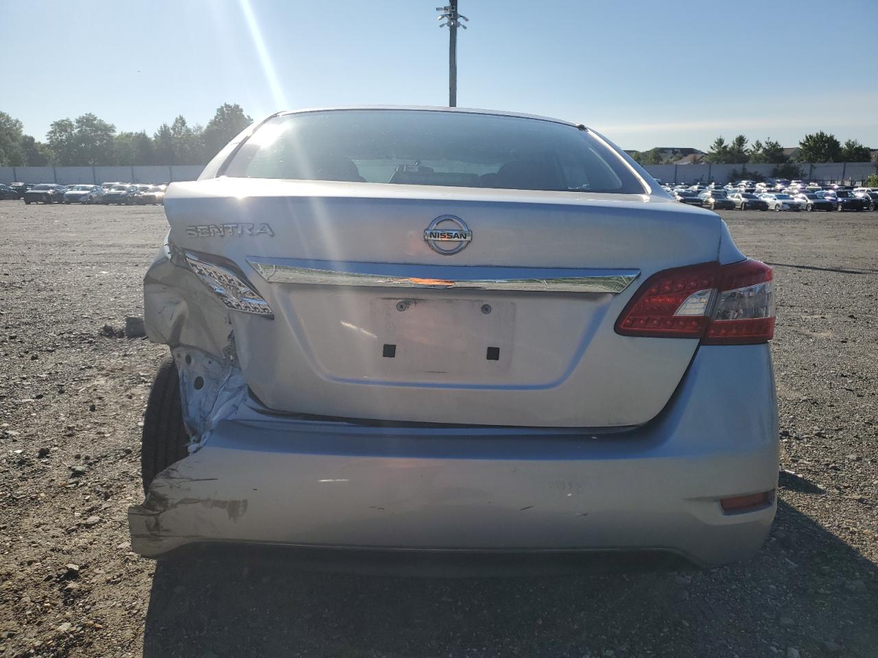 2015 Nissan Sentra - Image 6