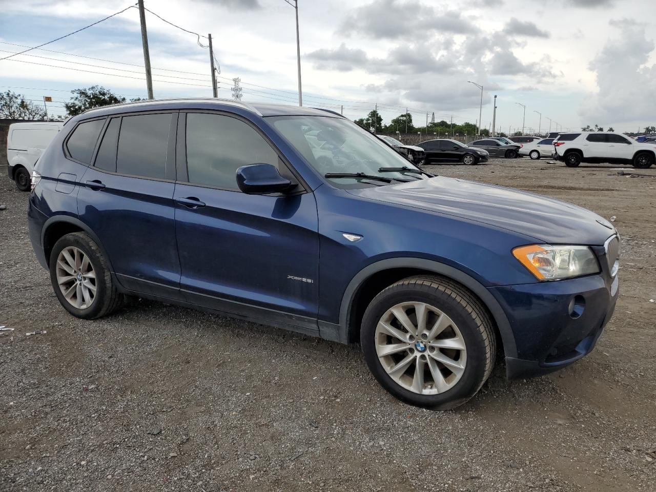 VIN 5UXWX9C56D0A24442 2013 BMW X3 no.4