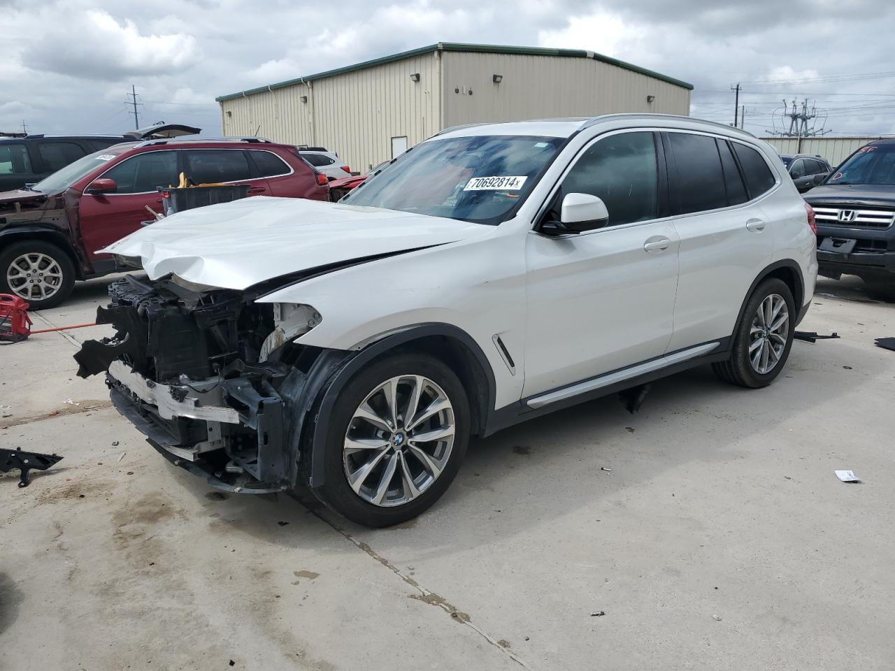 VIN 5UXTR7C56KLE94581 2019 BMW X3 no.1