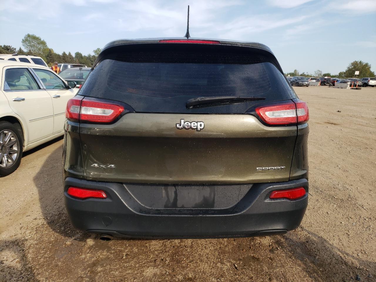 2014 Jeep Cherokee Sport VIN: 1C4PJMAB5EW260398 Lot: 71264824