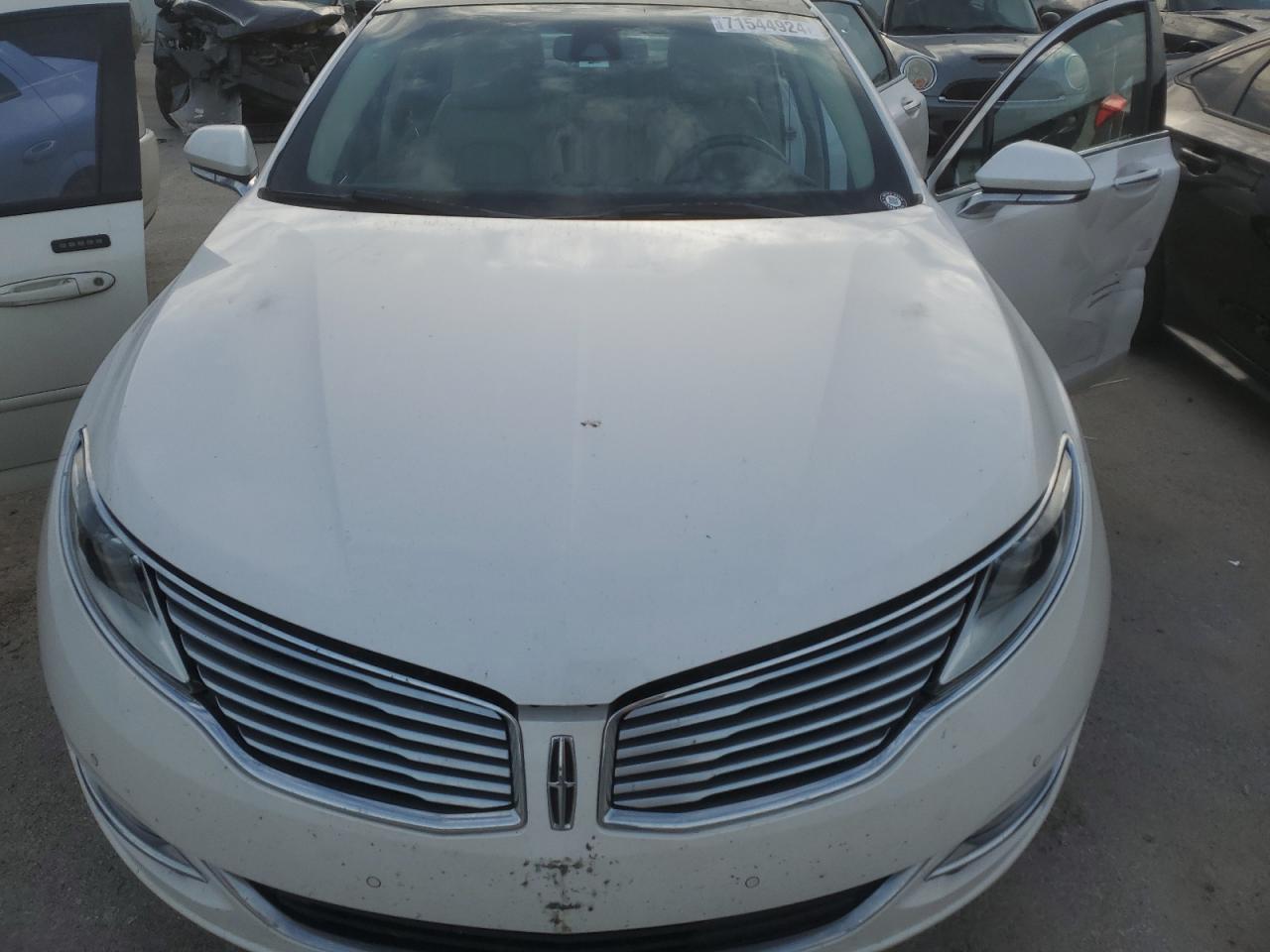 2013 Lincoln MKZ - Image 12